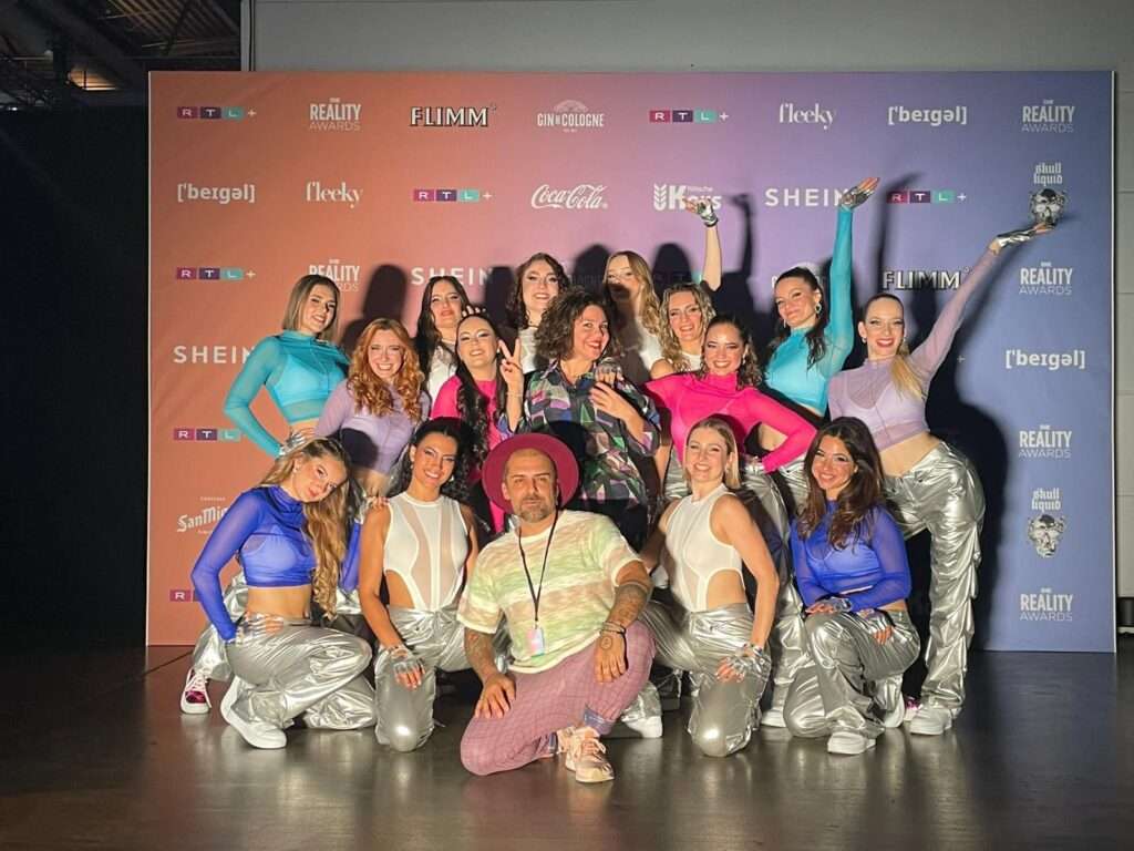 We are incredibly proud that our advanced dance program had the opportunity to be featured at the Reality Awards on RTL+. A huge thank you to 8countsagency, David, and Eva for making this amazing opportunity possible. We are beyond grateful for this experience